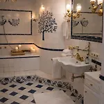 Honor - Extravagance Apartment