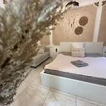 Honor - Extravagance Apartment Linz